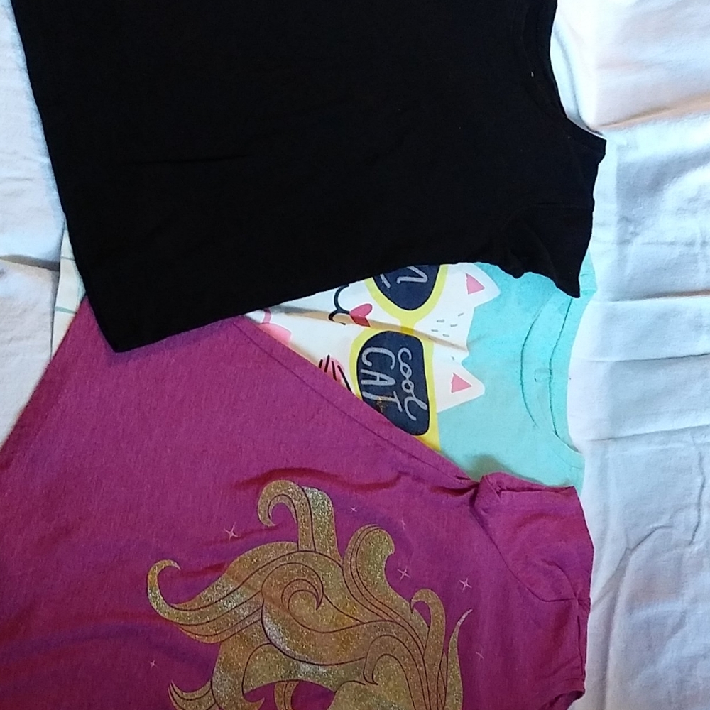 *3* Girls T-Shirts